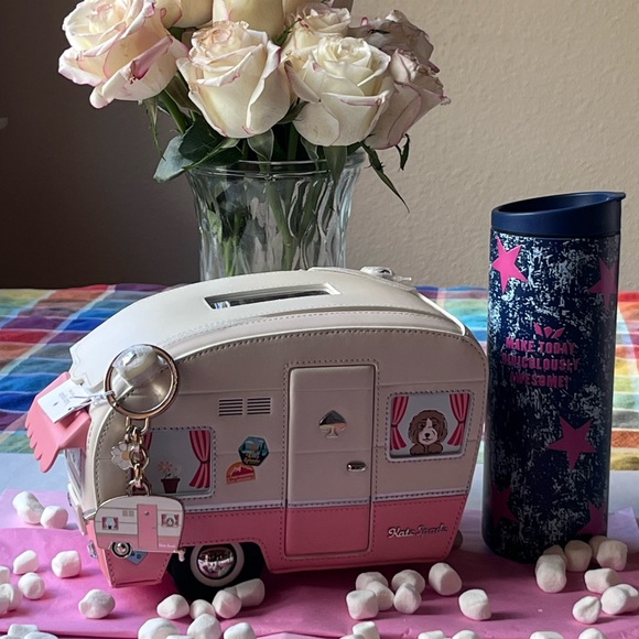 ⛺️🔥🏕️ KATE SPADE DAY TRIPPER CAMPER VAN CROSSBODY 🏕️🔥⛺️ NWT ⛺️🔥🏕️ - Picture 2 of 16